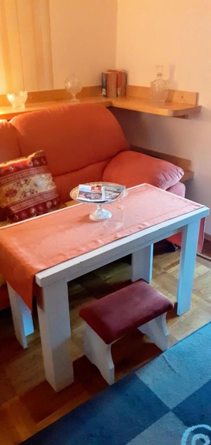 Guesthouse Nina SJJ Extérieur photo